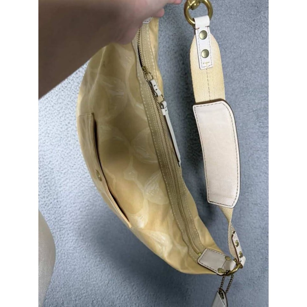 Coach Ergo Signature Hobo Bag Tan Cream Jacquard Brass Hardware M05J-133 - Picture 5 of 8